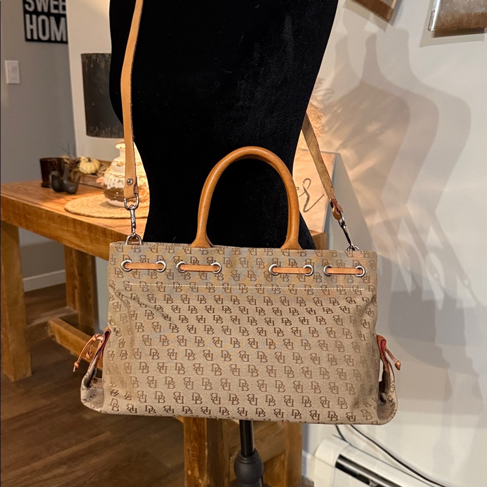 FOR BUNDLE Dooney & Bourke Brown Logo Satchel with Detachable Crossbody Strap - Picture 2 of 12